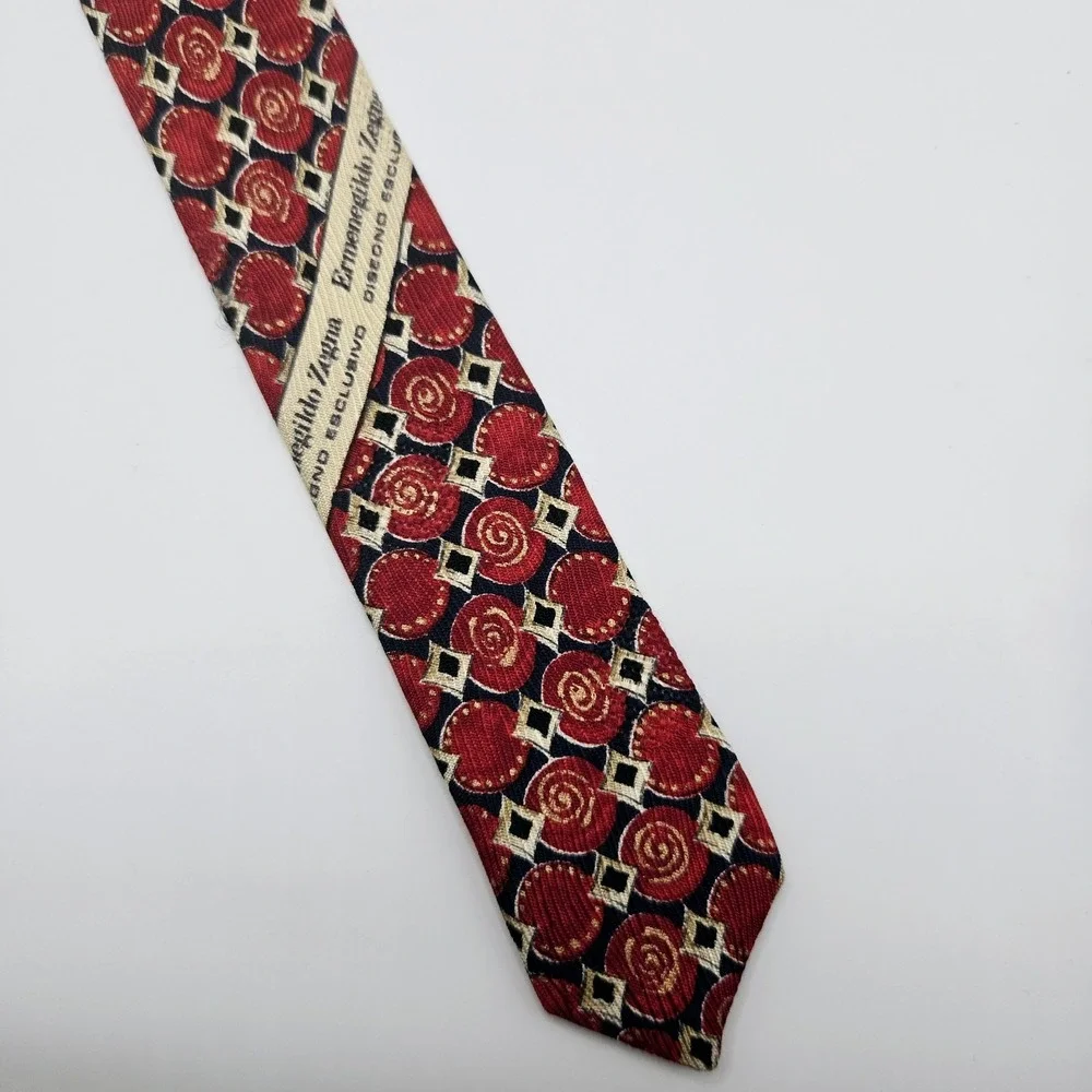 ERMENEGILDO ZEGNA Men's 100% Silk‎ Necktie ITALY Luxury Geometric Red/Blue